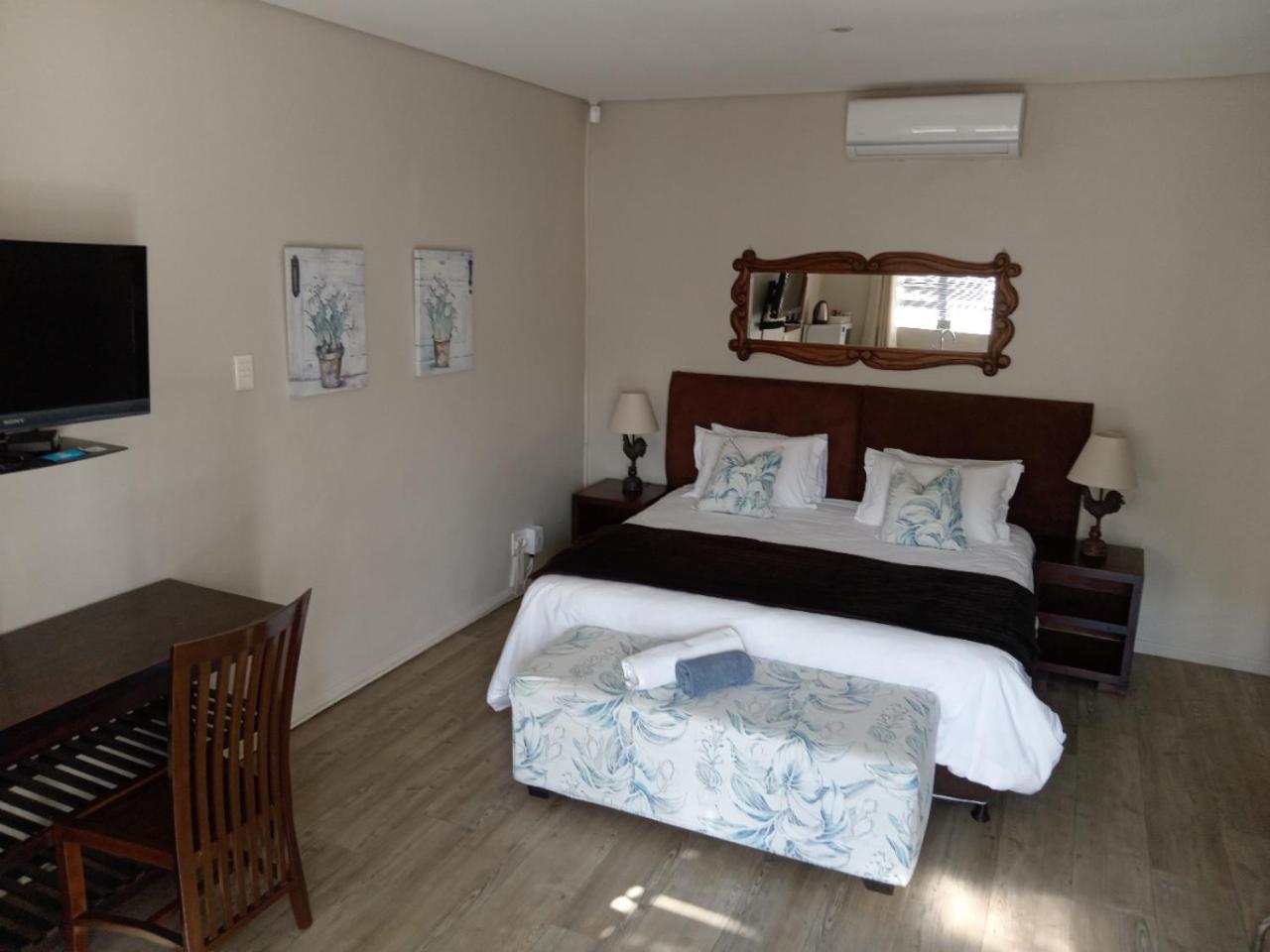 Urban Manor Bed & Breakfast Port Elizabeth Exterior photo