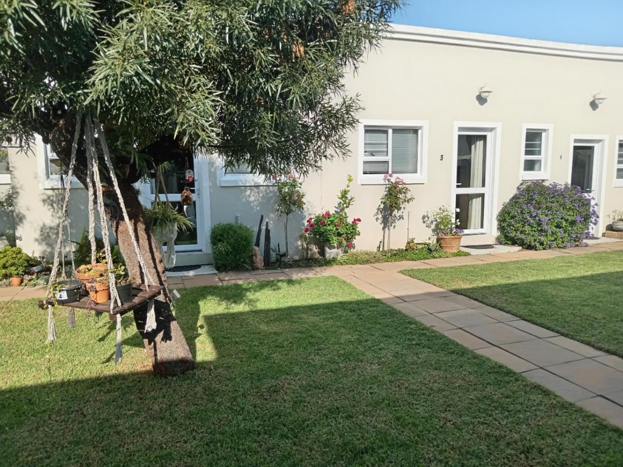 Urban Manor Bed & Breakfast Port Elizabeth Exterior photo